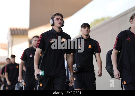 Florenz, Italien. 31. Mai 2024. Die Ankunft der Roma-Spieler während des Finales der italienischen Fußballmeisterschaft Primavera Tim Cup 2023/2024 zwischen Sassuolo und Roma im Viola Park, Firenze, Norditalien, Freitag, 31. Mai 2024. Sport - Fußball - (Foto Massimo Paolone/LaPresse) Credit: LaPresse/Alamy Live News Stockfoto