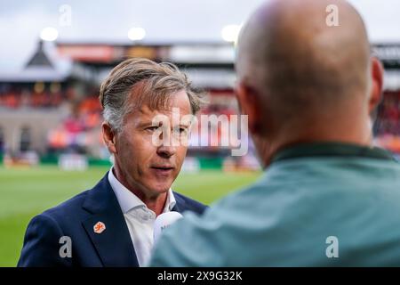 Rotterdam, Deutschland. 31. Mai 2024. ROTTERDAM, DEUTSCHLAND - MAI 31: Cheftrainer Andries Jonker aus den Niederlanden gibt ein Interview während des Qualifikationsspiels zur UEFA-EM 2025 der Frauen zwischen den Niederlanden und Finnland am 31. Mai 2024 im Sparta-Stadion in Rotterdam. (Foto von Joris Verwijst/Orange Pictures) Credit: Orange Pics BV/Alamy Live News Stockfoto