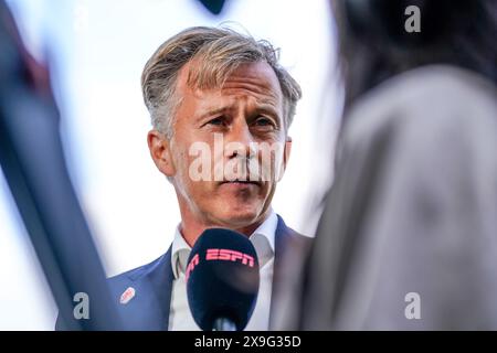 Rotterdam, Deutschland. 31. Mai 2024. ROTTERDAM, DEUTSCHLAND - MAI 31: Cheftrainer Andries Jonker aus den Niederlanden gibt ein Interview während des Qualifikationsspiels zur UEFA-EM 2025 der Frauen zwischen den Niederlanden und Finnland am 31. Mai 2024 im Sparta-Stadion in Rotterdam. (Foto von Joris Verwijst/Orange Pictures) Credit: Orange Pics BV/Alamy Live News Stockfoto
