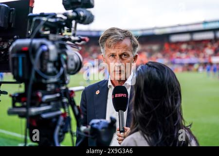 Rotterdam, Deutschland. 31. Mai 2024. ROTTERDAM, DEUTSCHLAND - MAI 31: Cheftrainer Andries Jonker aus den Niederlanden gibt ein Interview während des Qualifikationsspiels zur UEFA-EM 2025 der Frauen zwischen den Niederlanden und Finnland am 31. Mai 2024 im Sparta-Stadion in Rotterdam. (Foto von Joris Verwijst/Orange Pictures) Credit: Orange Pics BV/Alamy Live News Stockfoto