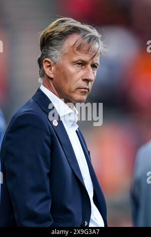 Rotterdam, Deutschland. 31. Mai 2024. ROTTERDAM, DEUTSCHLAND - MAI 31: Cheftrainer Andries Jonker aus den Niederlanden sieht am 31. Mai 2024 im Sparta-Stadion in Rotterdam beim Qualifikationsspiel zur UEFA-EM 2025 der Frauen zwischen den Niederlanden und Finnland an. (Foto von Joris Verwijst/Orange Pictures) Credit: Orange Pics BV/Alamy Live News Stockfoto