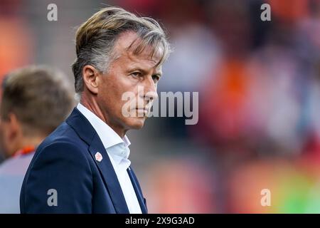 Rotterdam, Deutschland. 31. Mai 2024. ROTTERDAM, DEUTSCHLAND - MAI 31: Cheftrainer Andries Jonker aus den Niederlanden sieht am 31. Mai 2024 im Sparta-Stadion in Rotterdam beim Qualifikationsspiel zur UEFA-EM 2025 der Frauen zwischen den Niederlanden und Finnland an. (Foto von Joris Verwijst/Orange Pictures) Credit: Orange Pics BV/Alamy Live News Stockfoto