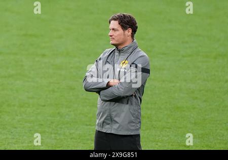 Borussia Dortmunds Edin Terzic während eines Trainings im Wembley Stadium in London, vor dem Champions-League-Finale am Samstag, 1. Juni. Bilddatum: Freitag, 31. Mai 2024. Stockfoto