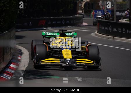 Montecarlo, Monaco. Mai 2024. Oscar Piastri aus Australien fuhr das (81) McLaren F1 Team MCL38 Mercedes während des GP Monaco, Formel 1, auf dem Circuit de Monaco. Quelle: Alessio Morgese/Alessio Morgese/Emage/Alamy Live News Stockfoto