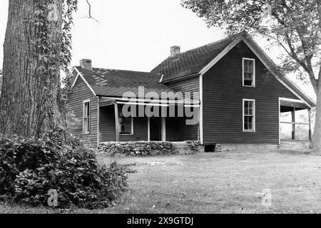 Das Moses Carver House von 1881 in Diamond, Missouri, am George Washington Carver National Monument. Das Haus wurde gebaut, nachdem ein Tornado mehrere Wohnungen auf der Farm abgerissen hatte, darunter die Geburtsstätte von George Washington Carver. (USA) Stockfoto