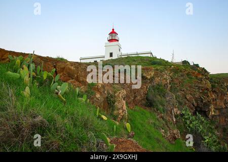 Leuchtturm von Ponta do Pargo an der Westküste der Insel Madeira (Portugal) im Atlantik Stockfoto