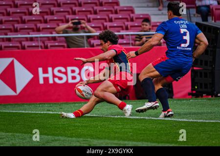 Madrid, Spanien. 31. Mai 2024. Finale der Rugby Sevens Championship. MÄNNER POOL QUALIFIKATION POOL B, Spanien 7s vs. Chile 7s. Teams aus aller Welt treten an diesem Wochenende im sehnsüchtig erwarteten Finale der Rugby Sevens Championship an und stellen ihre Geschwindigkeit, ihr Können und ihre Strategie in einem rasanten und aufregenden Turnier unter Beweis. Von den Zuschauern wird erwartet, dass sie die Tribüne füllen und eine elektrische Atmosphäre am Veranstaltungsort schaffen. Quelle: Enriquepsans/Alamy Live News Stockfoto