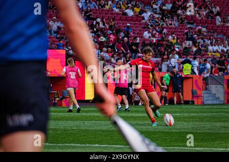 Madrid, Spanien. 31. Mai 2024. Finale der Rugby Sevens Championship. QUALIFIKATIONSPOOL A, Spanien 7s vs. Polen 7s Teams aus aller Welt treten an diesem Wochenende im sehnsüchtig erwarteten Finale der Rugby Sevens Championship an und stellen ihre Geschwindigkeit, ihr Können und ihre Strategie in einem rasanten und aufregenden Turnier unter Beweis. Von den Zuschauern wird erwartet, dass sie die Tribüne füllen und eine elektrische Atmosphäre am Veranstaltungsort schaffen. Quelle: Enriquepsans/Alamy Live News Stockfoto