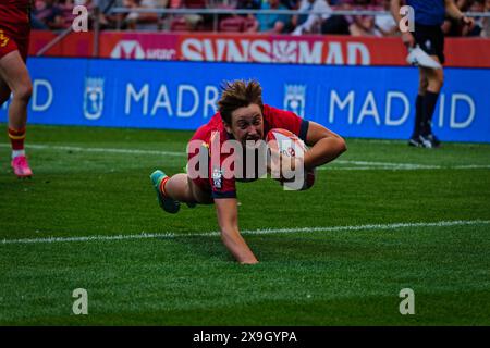 Madrid, Spanien. 31. Mai 2024. Finale der Rugby Sevens Championship. QUALIFIKATIONSPOOL A, Spanien 7s vs. Polen 7s Teams aus aller Welt treten an diesem Wochenende im sehnsüchtig erwarteten Finale der Rugby Sevens Championship an und stellen ihre Geschwindigkeit, ihr Können und ihre Strategie in einem rasanten und aufregenden Turnier unter Beweis. Von den Zuschauern wird erwartet, dass sie die Tribüne füllen und eine elektrische Atmosphäre am Veranstaltungsort schaffen. Quelle: Enriquepsans/Alamy Live News Stockfoto