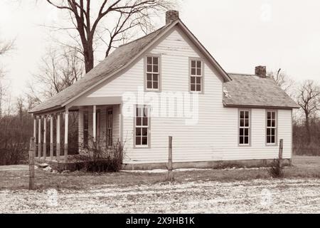 Das Moses Carver House von 1881 in Diamond, Missouri, am George Washington Carver National Monument. Das Haus wurde gebaut, nachdem ein Tornado mehrere Wohnungen auf der Farm abgerissen hatte, darunter die Geburtsstätte von George Washington Carver. (USA) Stockfoto