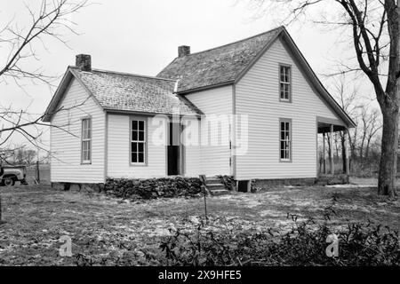 Das Moses Carver House von 1881 in Diamond, Missouri, am George Washington Carver National Monument. Das Haus wurde gebaut, nachdem ein Tornado mehrere Wohnungen auf der Farm abgerissen hatte, darunter die Geburtsstätte von George Washington Carver. (USA) Stockfoto