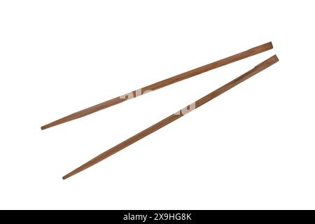 Sushi-Essstäbchen isoliert auf weißem Hintergrund. Holzpaare Essstäbchen isoliert. Stockfoto
