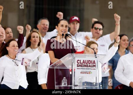 Kandidat für die Präsidentschaft Claudia Sheinbaum Pardo, Kandidat für die Präsidentschaft von Mexiko von Juntos Hagamos Historia, die während ihres Abschlusses der politischen Kampagne auf dem Hauptplatz Mexikos sprach. Am 29. Mai 2024 in Luis Barron/ Eyepix Group Mexico City CDMX Mexico Copyright: XLuisxBarronxxEyepixGroupx Stockfoto