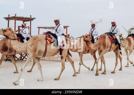 Doha, Katar – 1. Mai 2024: Die Polizei in Doha, Katar Stockfoto