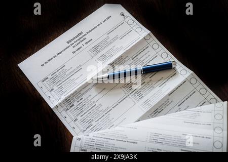 Stimmzettel, Wahlzettel zur Europawahl 2024 in Deutschland Stockfoto