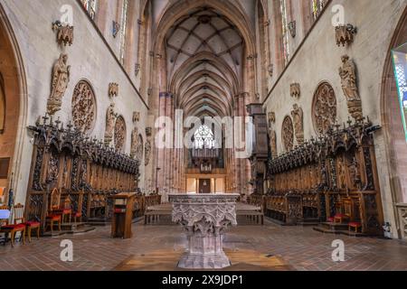 Innenraum, Hauptschiff, Martinsmünster, Collégiale Saint-Martin, Colmar, Elsass, Frankreich Stockfoto