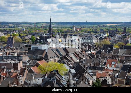 Panorama von Maastricht vom Roten Turm Saint Jean Kirche, Holland Stockfoto