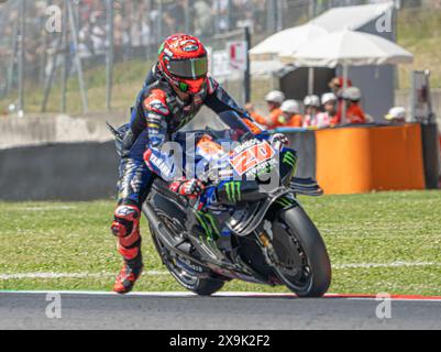 20 Fabio Quartararo (Fra-Monster Yamaha Team), 72 Marco Bezzecchi (Ita-VR46 Team Ducati) MotoGP Brembo Italien Grand Prix Qualifying Freitag MotoGP Samstag, MotoGP von Italien auf dem Mugello Circuit am 1. Juni 2024 in Scarperia, Italien. (Foto: Fabio Averna/SIPA USA) Stockfoto