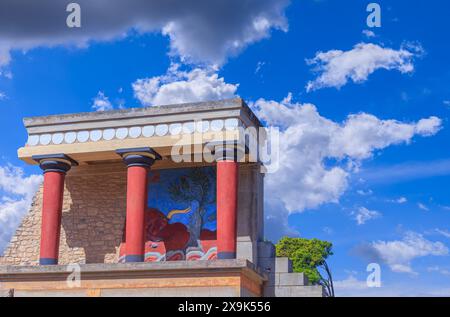 Palast Knossos, Kreta (Griechenland): Rekonstruierter Nordeingang. Stockfoto