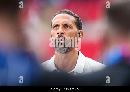 London, Großbritannien. Juni 2024. Rio Ferdinand beim Finale der UEFA Champions League Borussia Dortmund gegen Real Madrid im Wembley Stadium, London, England, Großbritannien am 1. Juni 2024 Credit: Every Second Media/Alamy Live News Stockfoto