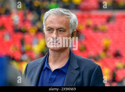 London, Großbritannien. Juni 2024. Fußball-Manager José Mourinho war vor dem Finale der UEFA Champions League 2024 zwischen Borussia Dortmund und Real Madrid in Wembley in London bei der Arbeit im Fernsehen zu sehen. (Foto: Gonzales Photo/Alamy Live News Stockfoto