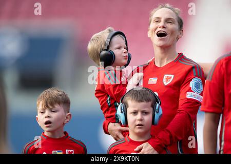 LLANELLI, WALES - 31. MAI 2024: Wales Jess Fishlock beim Qualifikationsspiel der UEFA Women’s Euro 2025 in der Liga B zwischen Wales Frauen und Ukraine Frauen im Parc y Scarlets in Llanelli am 31. Mai 2024. (Bild von Ashley Crowden/FAW) Stockfoto