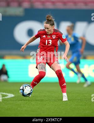 LLANELLI, GROSSBRITANNIEN. 31. Mai 2024. Rachel Rowe aus Wales während des Qualifikationsspiels der UEFA Women's Euro 2025 in der Liga B zwischen den Frauen aus Wales und den ukrainischen Frauen im Parc y Scarlets in Llanelli am 31. Mai 2024. (Bild von Ashley Crowden/FAW) Credit: Football Association of Wales/Alamy Live News Stockfoto