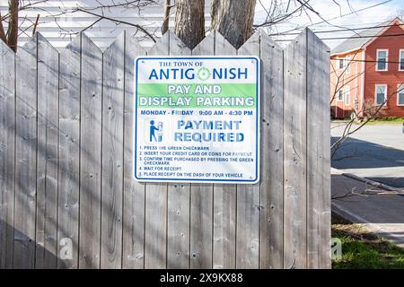 Parkschild in Downtown Antigonish, Nova Scotia, Kanada Stockfoto