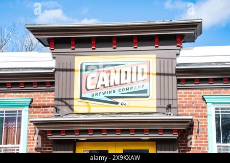 Schild der Candid Brewing Company in Downtown Antigonish, Nova Scotia, Kanada Stockfoto