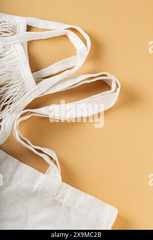 Wiederverwendbare Baumwollbeutel für den täglichen Gebrauch, umweltfreundliche Wohnmöglichkeiten Stockfoto