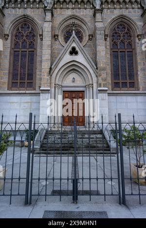 Nahaufnahme der Kathedrale São Pedro de Alcântara in Petropolis RJ Brasilien. Mai 2024. Stockfoto