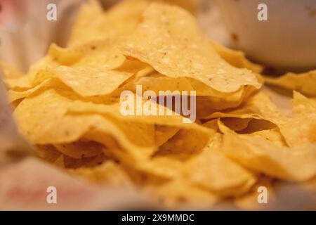 Chips für Salsa zum Eintauchen Stockfoto