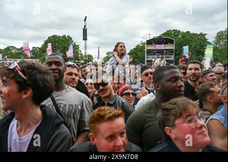 Brockwell Park, London, Großbritannien. Juni 2024. MIGY Hoopla 2024 Tag 1 - Pop Music Festival in London, Großbritannien. Quelle: Siehe Li/Picture Capital/Alamy Live News Stockfoto