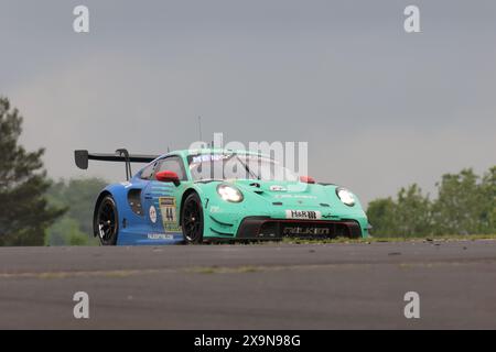 Joel Eriksson (Tomelilla/SWE) / Tim Heinemann (Fichtenberg/DEU) / Nico Menzel (Kelberg/DEU) / Martin Ragginger (Wels/AUT), #44, Porsche 911 GT3-R, Team: Falken Motorsports (DEU), Motorsport, ADAC Ravenol 24H Rennen Nürnberg, Nürnberg, 30.05.2024 - 02.06.2024, Samstag 01.06.2024 Foto: Eibner-Pressefoto Stockfoto