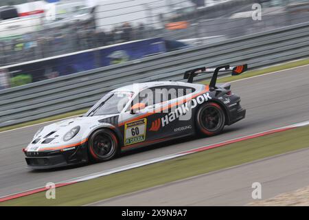 Recardo Bruins (Zwartemeer/NDL) / Steven Cho (Edmonton/CAN) / Jongkyum Kim (Suwon-si/KOR), #60, Porsche 911 GT3 Cup, Team: Hankook Competition (KOR), Motorsport, ADAC Ravenol 24H Rennen Nürnberg, 30.05.2024 - 02.06.2024, Samstag 01.06.2024 Foto: Eibner-Pressefoto/Juergen Augst Stockfoto