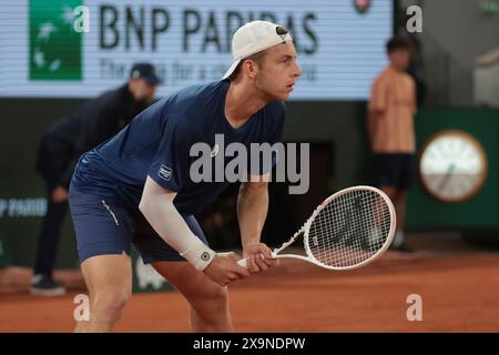 Paris, Frankreich. Juni 2024. Tallon Griekspoor aus den Niederlanden während der French Open 2024, Roland-Garros 2024, Grand Slam Tennis Turnier am 1. Juni 2024 im Roland-Garros Stadion in Paris, Frankreich - Foto Jean Catuffe/DPPI Credit: DPPI Media/Alamy Live News Stockfoto