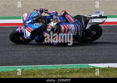 Mugello, Italien. Juni 2024. Italienischer Fahrer Francesco Bagnaia von Ducati Lenovo Team mit einer speziellen Lackierung in Azzurro (hellblau), in der Farbe der italienischen Nationalmannschaften während der Gran Premio dÂ&#x80;&#x99;Italia Brembo - warm Up, MotoGP Weltmeisterschaft in Mugello, Italien, 02. Juni 2024 Credit: Unabhängige Fotoagentur/Alamy Live News Stockfoto