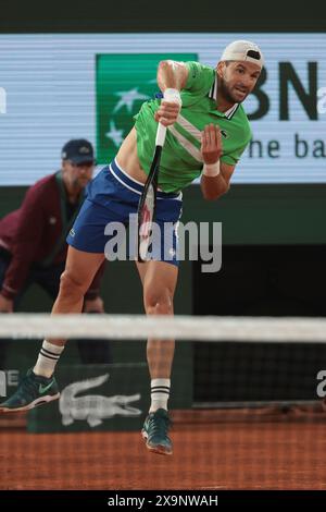 Paris, Frankreich. Juni 2024. Grigor Dimitrov aus Bulgarien während der French Open 2024, Roland-Garros 2024, Grand Slam Tennis Turnier am 1. Juni 2024 im Roland-Garros Stadion in Paris, Frankreich - Foto Jean Catuffe/DPPI Credit: DPPI Media/Alamy Live News Stockfoto