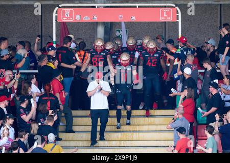 Berlin Thunder Spielereinlauf, DE, Berlin Thunder vs. Prague Lions, American Football, Saison 2024, European League of Football, elf, Woche 2, 02.06.2024, Foto: Eibner-Pressefoto/ Claudius Rauch Stockfoto