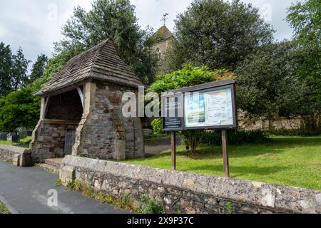 Eintritt zur St. Bartholomäus Kirche, Wick, Bristol Stockfoto