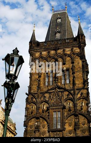 Turm im Stadtteil Nove Mesto, Prag, Tschechische Republik Stockfoto