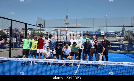 Hamburg, Hamburg, Deutschland. Juni 2024. Impressionen Teamfoto während der FIP RISE HAMBURG - Padel-Tennis in Hamburg (Credit Image: © Mathias Schulz/ZUMA Press Wire) NUR REDAKTIONELLE VERWENDUNG! Nicht für kommerzielle ZWECKE! Stockfoto