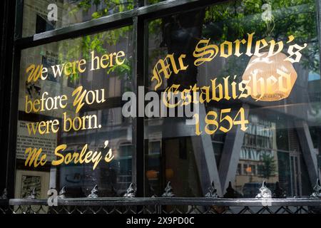 McSorley's Old Ale House ist die älteste Bar in New York City, USA 2024 Stockfoto