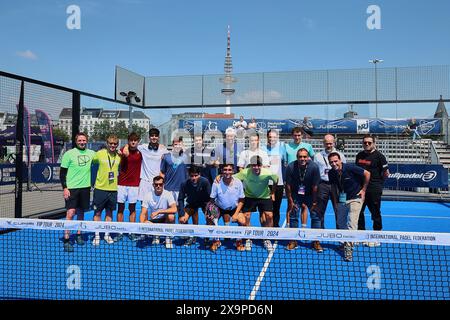 Hamburg, Hamburg, Deutschland. Juni 2024. Impressionen Teamfoto während der FIP RISE HAMBURG - Padel-Tennis in Hamburg (Credit Image: © Mathias Schulz/ZUMA Press Wire) NUR REDAKTIONELLE VERWENDUNG! Nicht für kommerzielle ZWECKE! Stockfoto