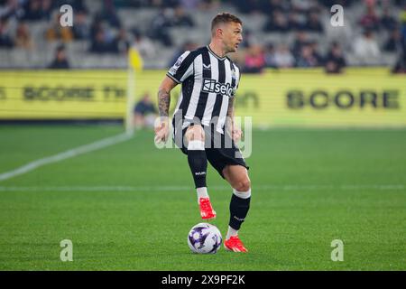 Kieran Trippier aus Newcastle kontrolliert den Ball während des Ausstellungsspiels zwischen Tottenham und Newcastle im MCG am 22. Mai 2024 in Melbourne, Au Stockfoto