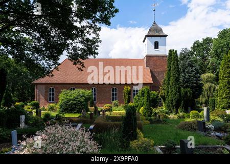 Friedhof an der Zionskirche, Worpswede, Niedersachsen. Friedhof an der Zionskirche, Worpswede, Niedersachsen, Deutschland. Stockfoto