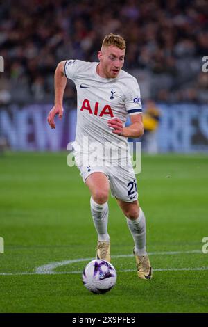 Dejan Kulusevski aus Tottenham kontrolliert den Ball während des Ausstellungsspiels zwischen Tottenham und Newcastle am 22. Mai 2024 in Melbourne Stockfoto