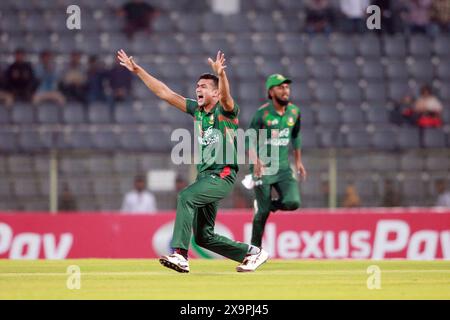 Taskin Ahmed beim zweiten T20-Spiel gegen Sri Lanka im Sylhet International Cricket Stadium (SICS), Lakkatura, Sylhet, Banglades Stockfoto