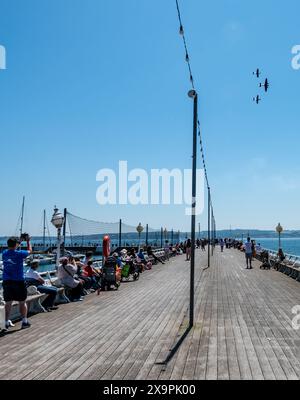 Torquay, Großbritannien. Juni 2024. Man sieht die englische Riviera Airshow mit Ausstellungen über Torquay und Paignton in Devon. Autor: Thomas Faull/Alamy Live News Stockfoto