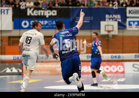 Csaba Leimeter (HBW Balingen-Weilstetten, #05) jubelt/freut sich, Emotion, Freude, Begeisterung HBW Balingen-Weilstetten (HBW) vs. HSV Hamburg (HSVH), Handball, Maenner, Liqui Moly Handball Bundesliga (HBL), 34. Spieltag, Spielzeit 2023/2024, 02.06.2024 Foto: Eibner-Pressefoto/Oliver Schmidt Stockfoto